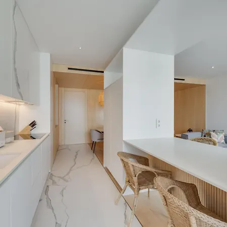 Chic Two-Bedroom En Suite In Central Town - Savoy Residence Funchal  Exterior photo
